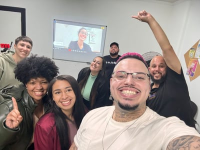 Formatura em Volta Redonda (RJ) celebra inclusão